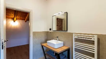 Renovated 4-Bedroom Villa in Pazin