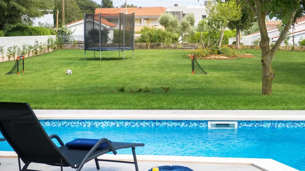 4-Bedroom Villa in Premantura for up to 8 Guests