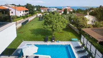 4-Bedroom Villa in Premantura for up to 8 Guests