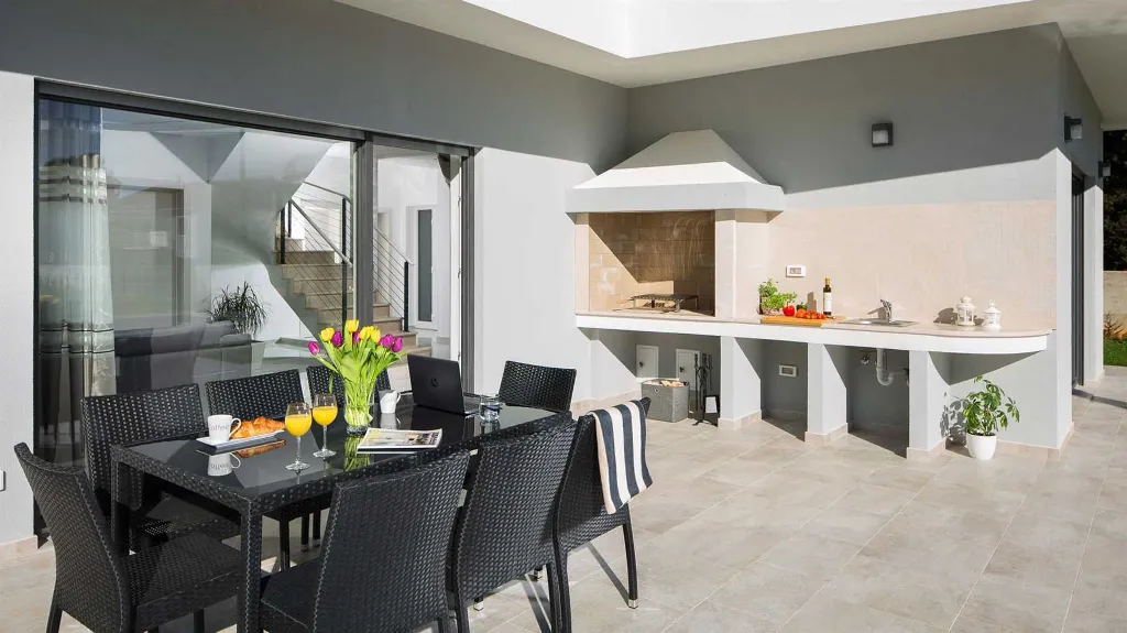 4-Bedroom Villa in Premantura for up to 8 Guests