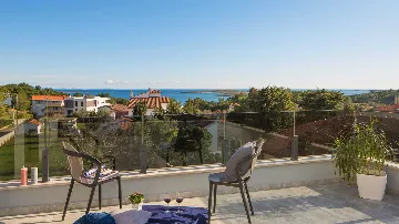 4-Bedroom Villa in Premantura for up to 8 Guests