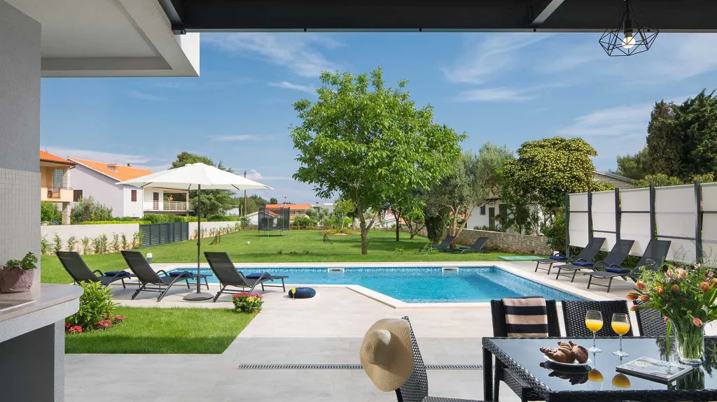 4-Bedroom Villa in Premantura for up to 8 Guests