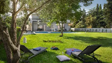 4-Bedroom Villa in Premantura for up to 8 Guests