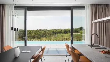 Bale 3-Bedroom Villa with Heated Indoor Pool