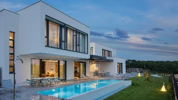 Bale 3-Bedroom Villa with Heated Indoor Pool