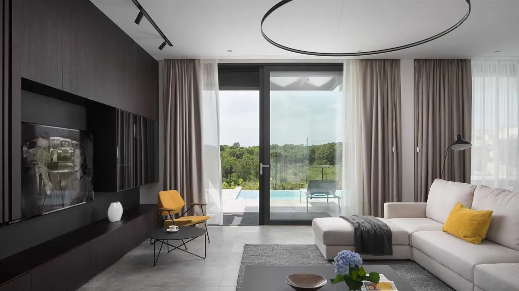 6-Bedroom Villa in Bale for Up to 12 Guests