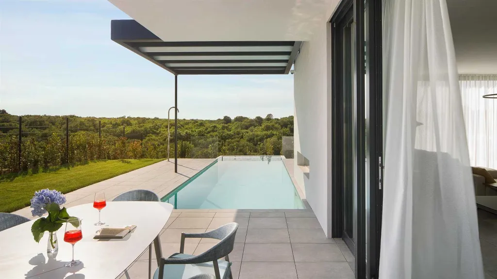 6-Bedroom Villa in Bale for Up to 12 Guests