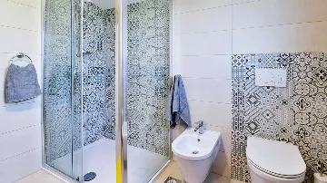 Umag Traditional-Style Villa with Pool for 6 Guests