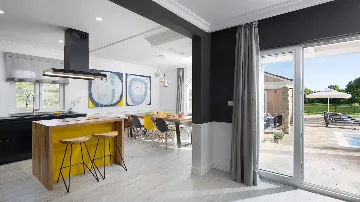 Secluded 6-Bedroom Villa in Butkovići, Istria