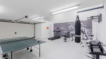 Sutivan 3-Bedroom Villa for Up to 8 Guests