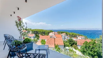 Modern Villa in Sutivan for Up to 8 Guests