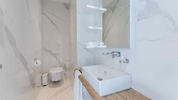 Modern Villa in Sutivan for Up to 8 Guests