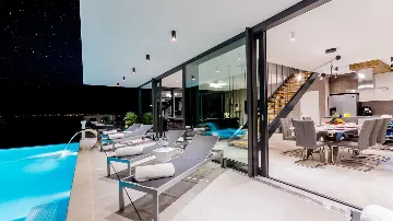 Modern Villa in Sutivan for Up to 8 Guests