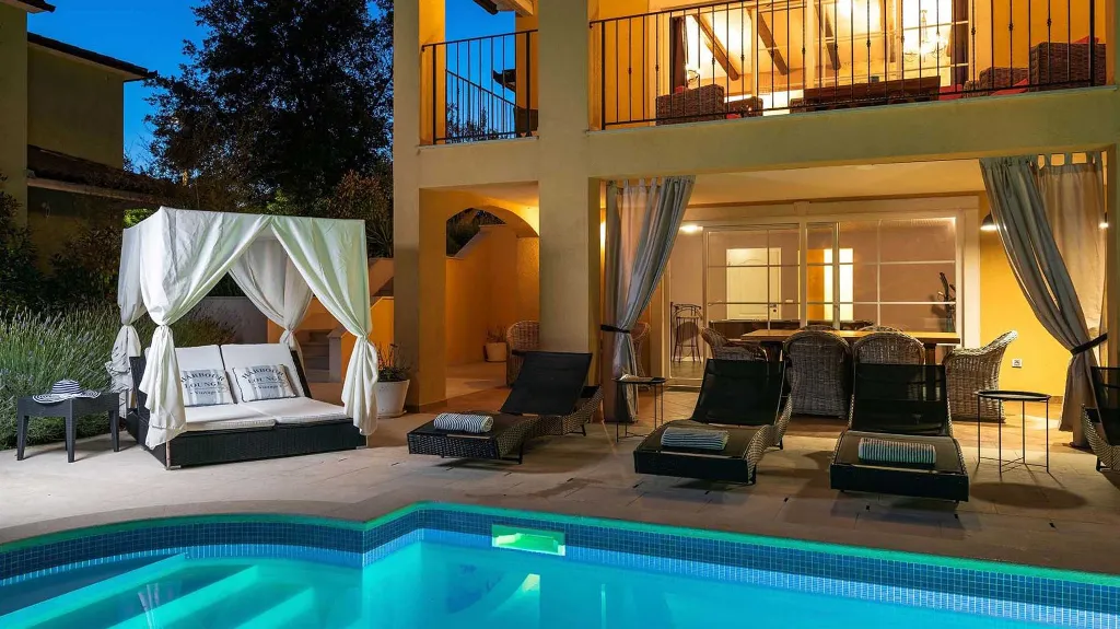 Modern Krnica Villa with Swimming Pool for Up to 10