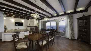 5-Bedroom Villa with Heated Pool, Mošćenička Draga