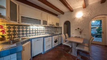 5-Bedroom Villa with Heated Pool, Mošćenička Draga