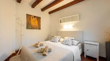 5-Bedroom Villa with Heated Pool, Mošćenička Draga