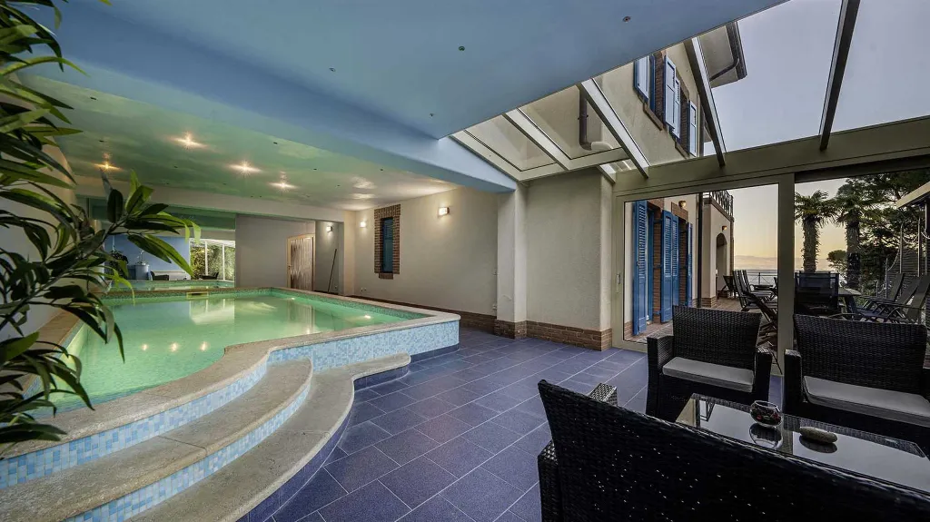 5-Bedroom Villa with Heated Pool, Mošćenička Draga
