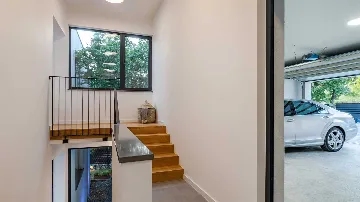 6-Bedroom Villa with Pool in Kaštel Kambelovac