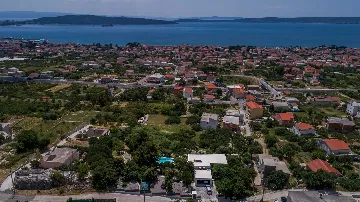 6-Bedroom Villa with Pool in Kaštel Kambelovac