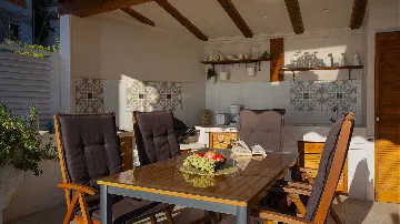 Heritage Villa in Makarska with Pool and Sea View