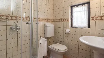 Villa with Views in Merišće for 10 Guests