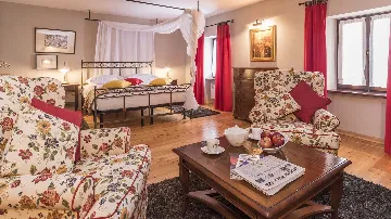 Villa with Views in Merišće for 10 Guests