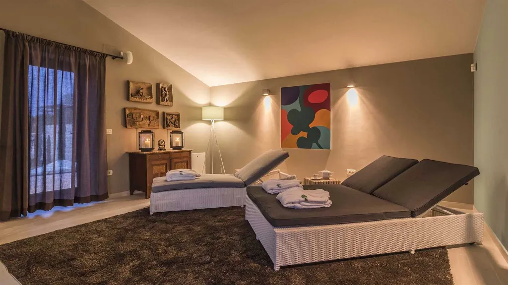 Villa with Views in Merišće for 10 Guests