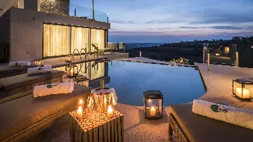 Villa with Views in Merišće for 10 Guests