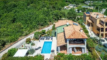 Villa with Pool in Krnica (3 Bedrooms, Sleeps 8)