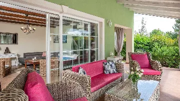 Villa with Pool in Krnica (3 Bedrooms, Sleeps 8)