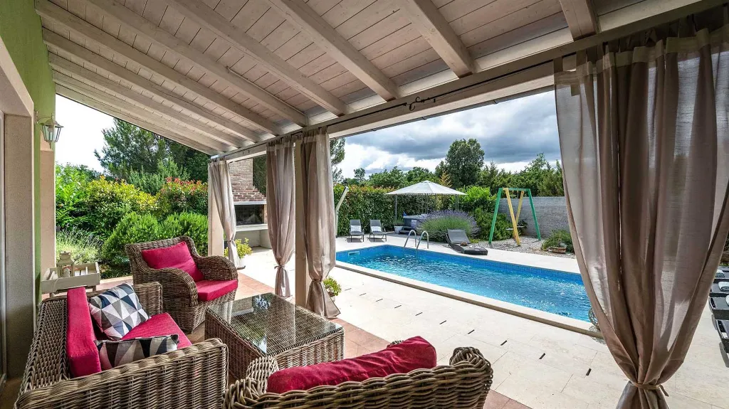 Villa with Pool in Krnica (3 Bedrooms, Sleeps 8)