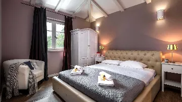 Villa with Pool in Krnica (3 Bedrooms, Sleeps 8)