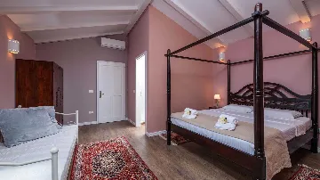 Villa with Pool in Krnica (3 Bedrooms, Sleeps 8)