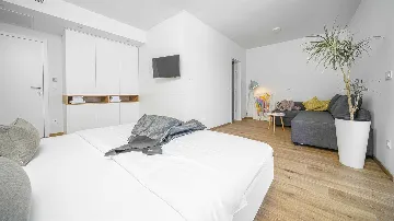 4-Bedroom Villa in Zaton, Croatia (Sleeps 10)