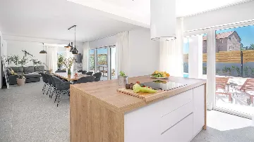 4-Bedroom Villa in Zaton, Croatia (Sleeps 10)