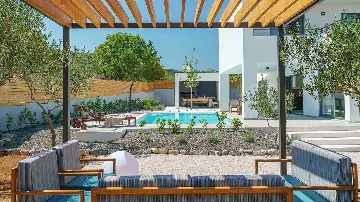 4-Bedroom Villa in Zaton, Croatia (Sleeps 10)