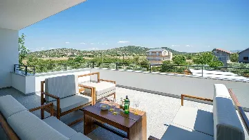 4-Bedroom Villa in Zaton, Croatia (Sleeps 10)