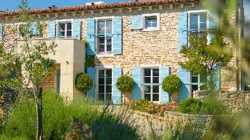 Stone Villa with Pool in Marčana for up to 8