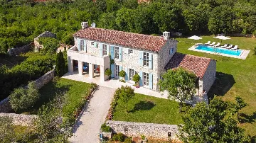 Stone Villa with Pool in Marčana for up to 8