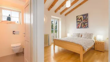 Stone Villa with Pool in Marčana for up to 8