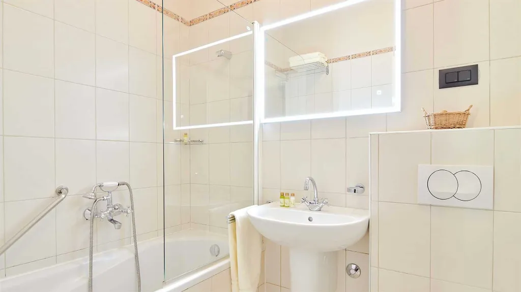 Beachfront Villa with Pool in Supetar (Sleeps 12)