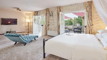 Beachfront Villa with Pool in Supetar (Sleeps 12)