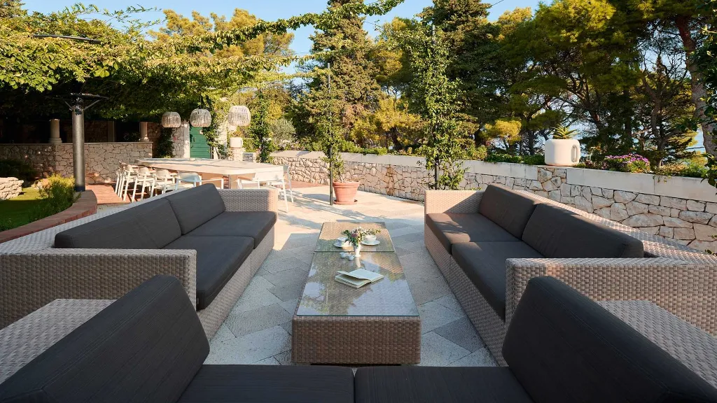 Beachfront Villa with Pool in Supetar (Sleeps 12)