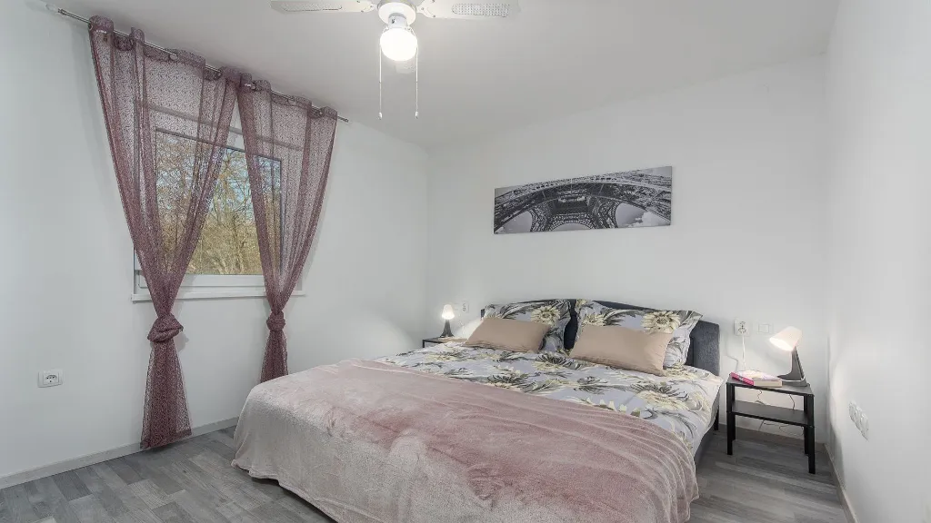 Family 3-Bedroom Villa with Private Pool in Buroli