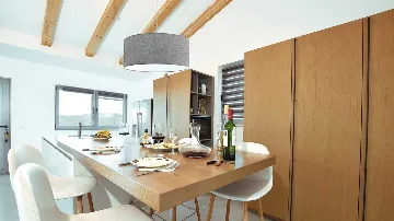 Katuni 4-Bedroom Villa with Swimming Pool