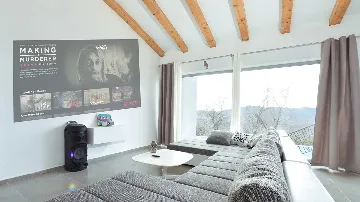 Katuni 4-Bedroom Villa with Swimming Pool