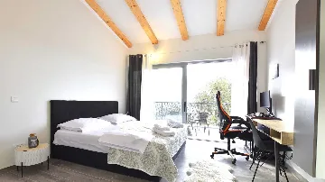 Katuni 4-Bedroom Villa with Swimming Pool