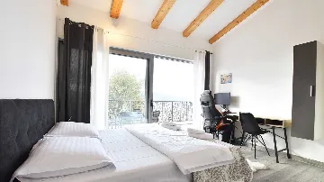 Katuni 4-Bedroom Villa with Swimming Pool