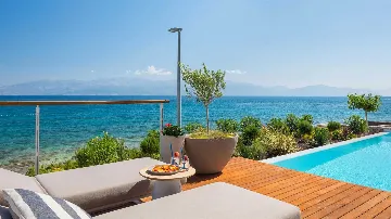 Modern Poolside Villa in Sutivan for Up to 8